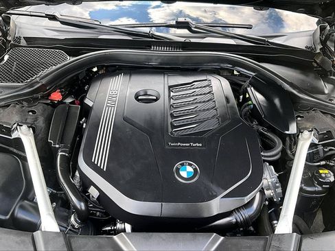 Used 2020 BMW 740i w/ M Sport Package RWD image 30