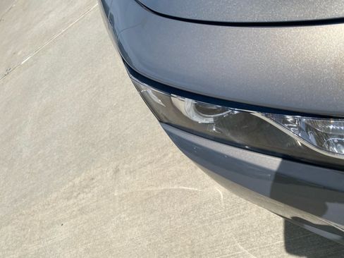 Used 2017 Chevrolet Impala Premier FWD image 28
