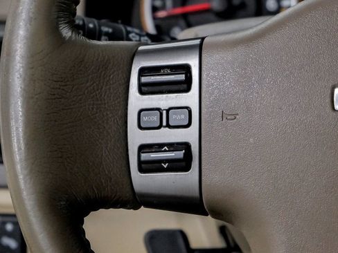 Used 2012 Nissan Armada SV image 15