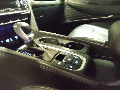 Used 2020 Hyundai Santa Fe Limited image 26