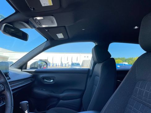 Certified 2024 Honda HR-V Sport image 28