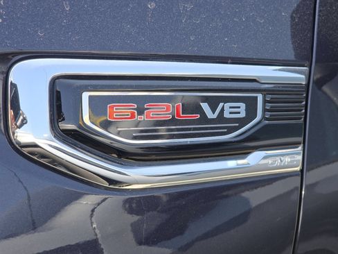 Used 2023 GMC Sierra 1500 Denali AWD/4WD image 8