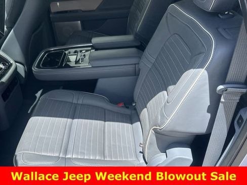 Used 2020 Lincoln Navigator L Black Label w/ Cargo Convenience Package AWD/4WD image 17