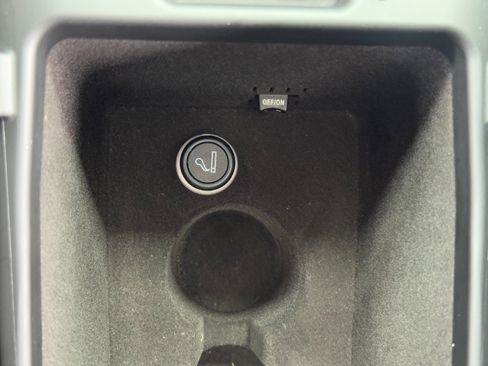 Used 2022 Maserati Ghibli Trofeo image 33