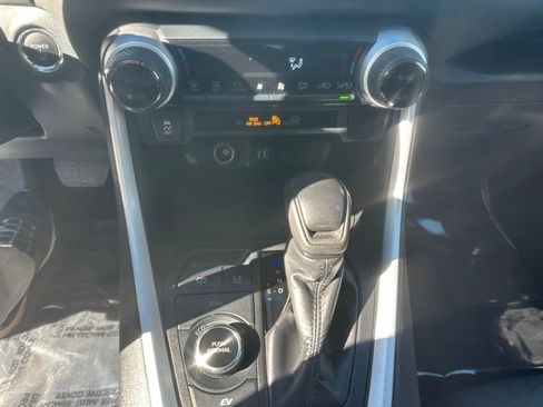 Used 2024 Toyota RAV4 XLE image 8