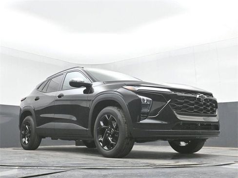 New 2026 Chevrolet Trax LT w/ Midnight Edition image 38