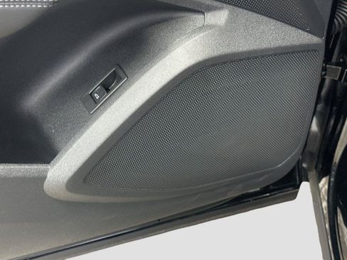 Certified 2025 Audi Q5 Premium AWD/4WD image 19