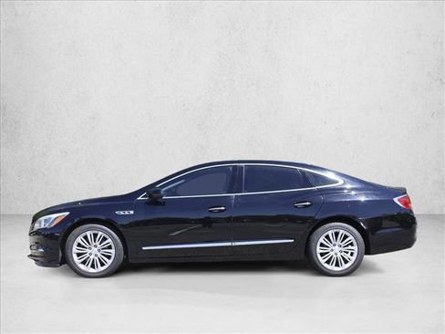 Used 2017 Buick LaCrosse FWD image 8