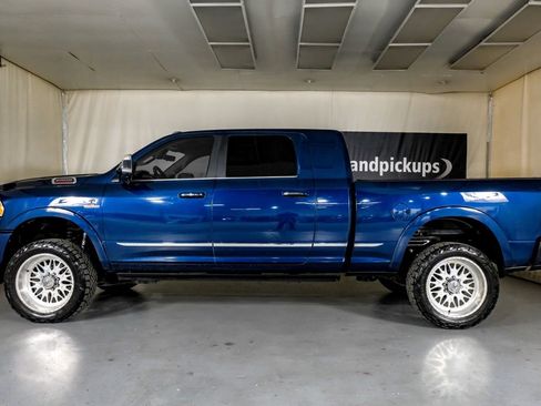 Used 2022 RAM 2500 Limited image 12
