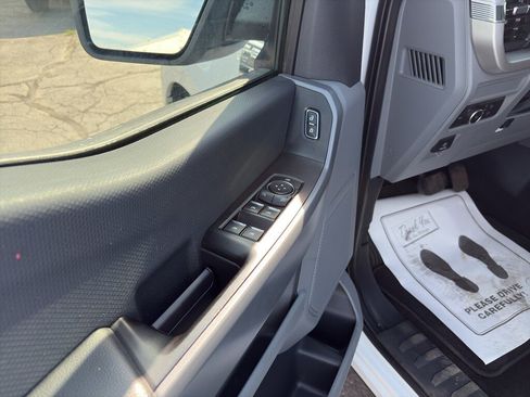 Used 2022 Ford F150 XLT AWD/4WD image 10