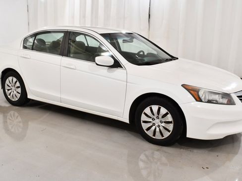 Used 2012 Honda Accord LX image 5