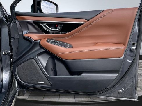 Used 2025 Subaru Legacy Touring XT image 18