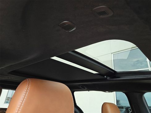 New 2026 Chrysler Pacifica Pinnacle image 8