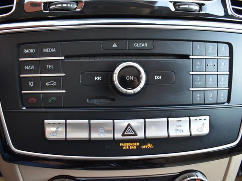 Used 2018 Mercedes-Benz GLE 350 GLE 350 4MATIC SUV image 35