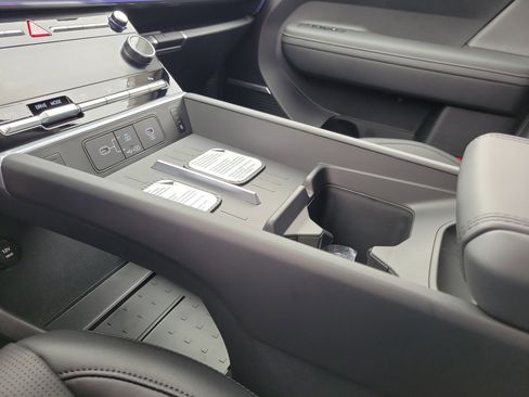 New 2026 Hyundai Santa Fe Limited AWD/4WD image 29