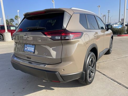 Certified 2024 Nissan Rogue SV w/ SV Premium Package image 3