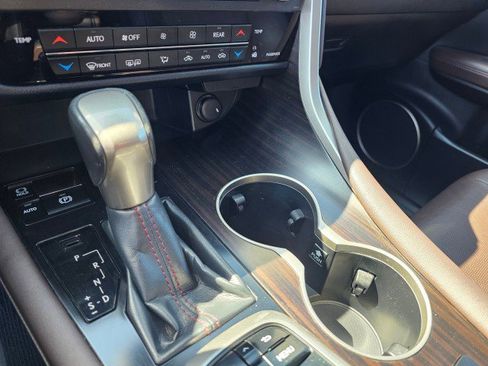 Used 2018 Lexus RX 350L image 32