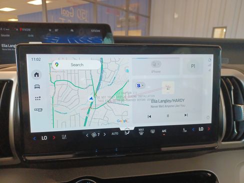 New 2025 Ford Expedition Active image 32