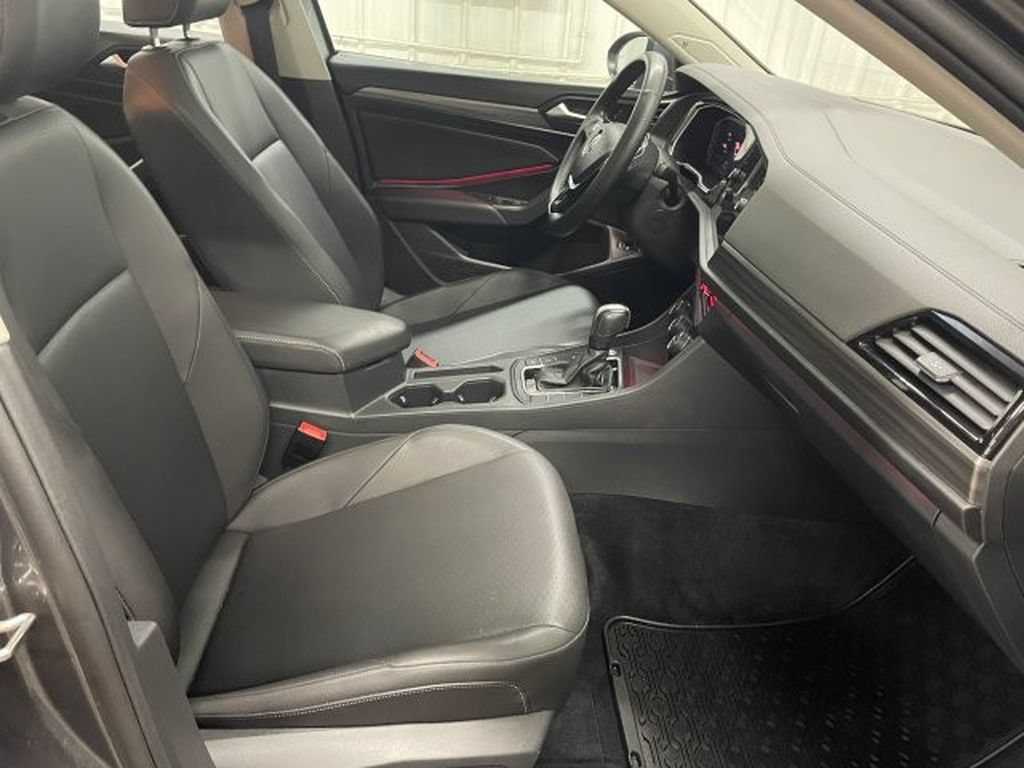 Used 2020 Volkswagen Jetta SEL FWD image 18