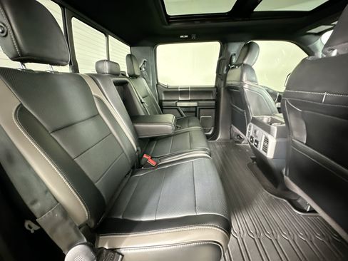 Used 2018 Ford F150 Raptor w/ Equipment Group 802A Luxury AWD/4WD image 40