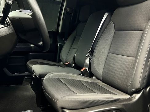 Used 2024 Chevrolet Silverado 2500 Custom w/ Custom Value Package AWD/4WD image 4