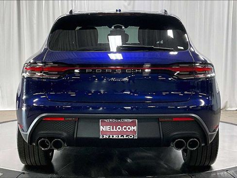 Used 2026 Porsche Macan AWD/4WD image 8