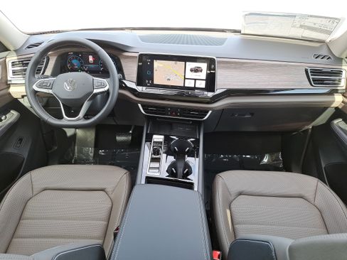 New 2026 Volkswagen Atlas SEL image 9