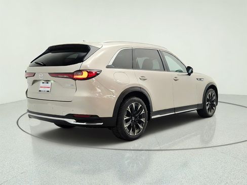 Used 2024 MAZDA CX-90 Plug-In Hybrid w/ Premium Plus AWD/4WD image 5
