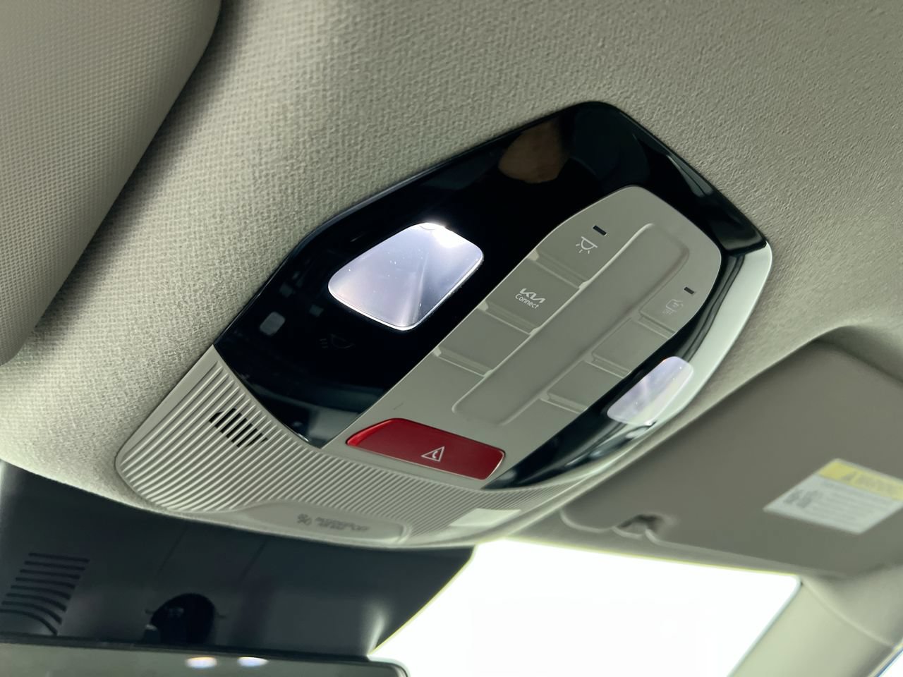 New 2027 Kia Seltos S FWD image 18
