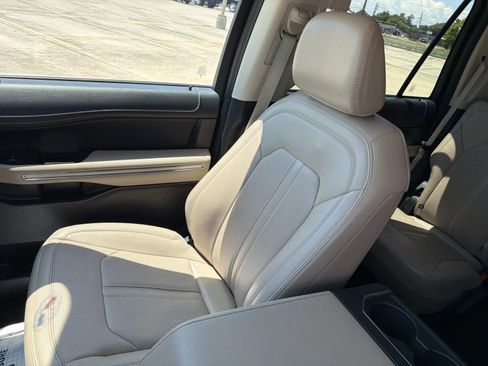 Certified 2024 Ford Expedition Limited RWD image 21