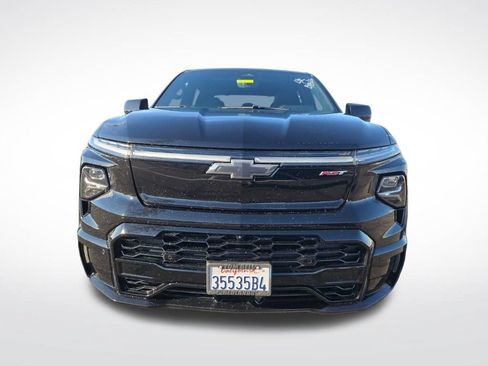 Used 2024 Chevrolet Silverado EV RST AWD/4WD image 10