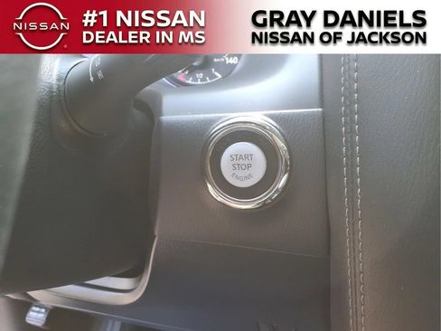 Used 2023 Nissan Armada Platinum w/ Captain's Chairs Package RWD image 16