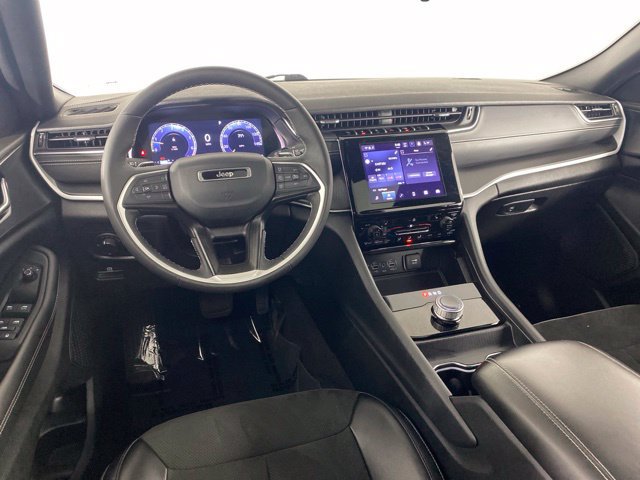 Used 2023 Jeep Grand Cherokee L Altitude AWD/4WD image 36