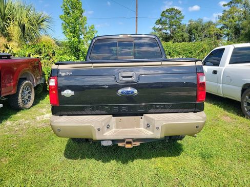 Used 2013 Ford F250 King Ranch w/ King Ranch w/Chrome Pkg AWD/4WD image 5