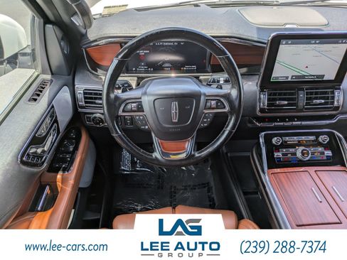 Used 2021 Lincoln Navigator Reserve RWD image 16