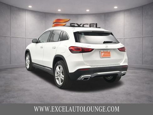 Used 2022 Mercedes-Benz GLA 250 4MATIC w/ Premium Package Lite image 5