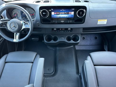 New 2026 Mercedes-Benz Sprinter 2500 image 13