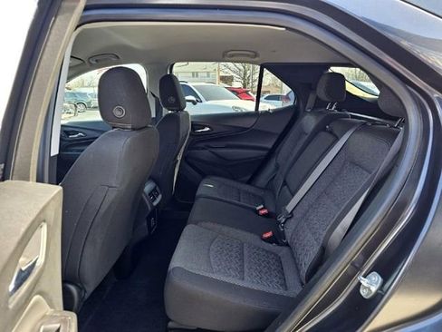 Used 2022 Chevrolet Equinox LT image 23