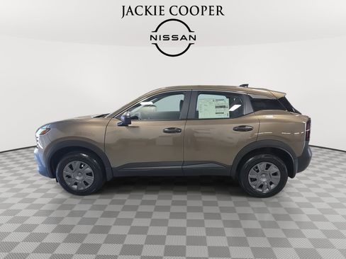 New 2026 Nissan Kicks S w/ Charging Package image 8