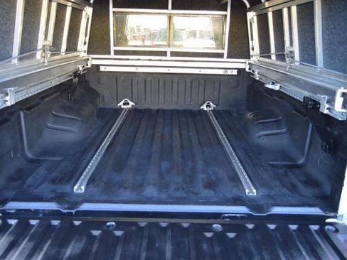 Used 2014 Nissan Frontier SV w/ SV Value Truck Package image 38