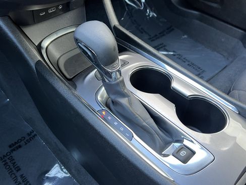 Used 2023 Chevrolet Malibu LT image 29