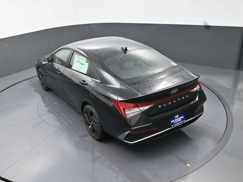 New 2026 Hyundai Elantra SEL Sport Premium FWD image 26