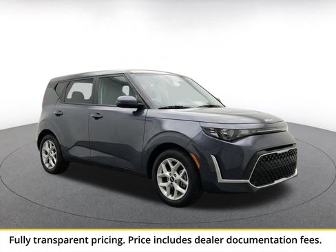 Used 2025 Kia Soul LX w/ LX Technology Package FWD image 1