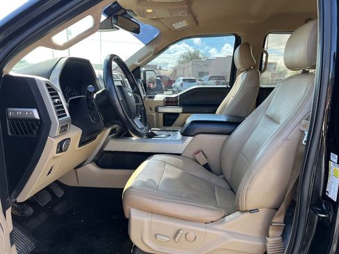 Used 2015 Ford F150 Lariat w/ Equipment Group 502A Luxury image 11