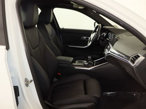 Used 2021 BMW 330i Sedan w/ Convenience Package image 19