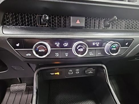 Used 2024 Honda CR-V EX image 17