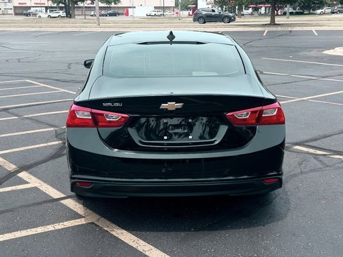 Used 2020 Chevrolet Malibu LS FWD image 5