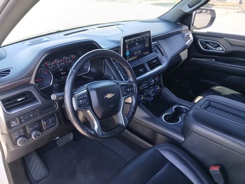 Used 2021 Chevrolet Tahoe LT w/ LT Signature Package image 22