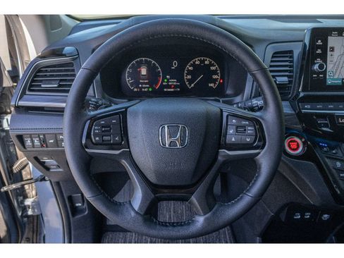 Used 2026 Honda Odyssey Elite image 22