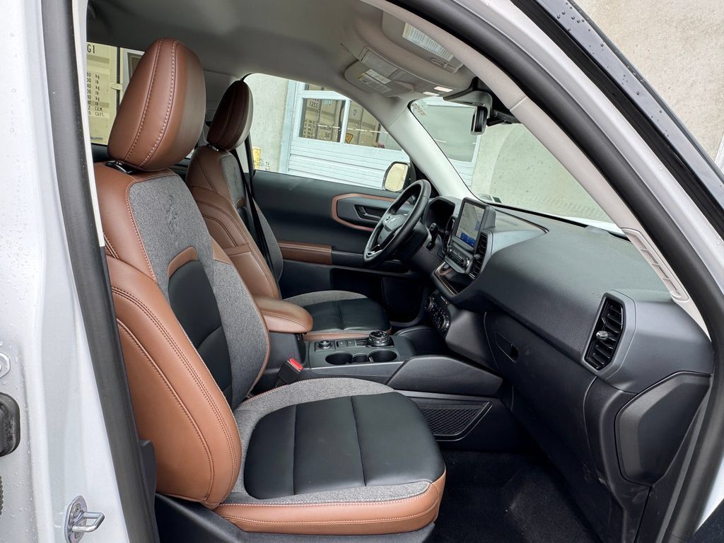 Used 2024 Ford Bronco Sport Outer Banks AWD/4WD image 27